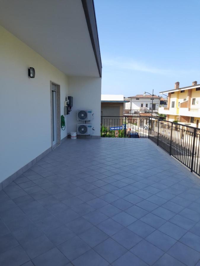 A Casa Di Falco Mondragone Bagian luar foto