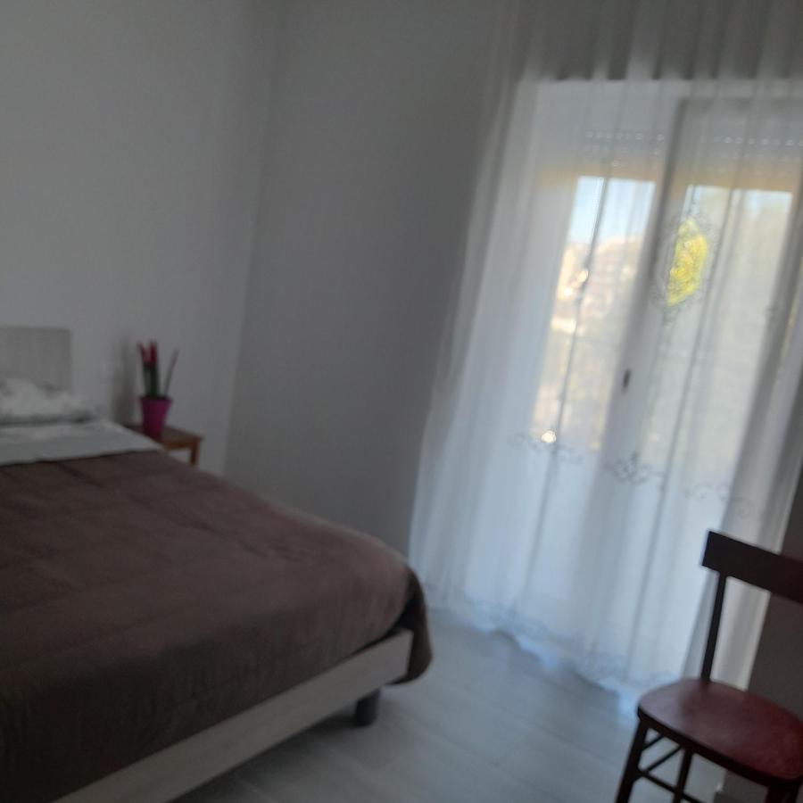 A Casa Di Falco Mondragone Bagian luar foto